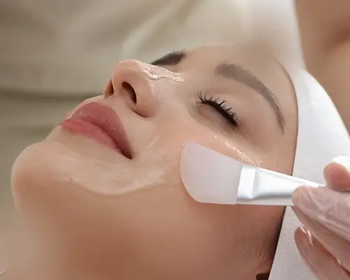 Peeling sem Fenolé um tratamento da C;ínica Saran seguro e menos invasiso que o Peeling de Fenol.